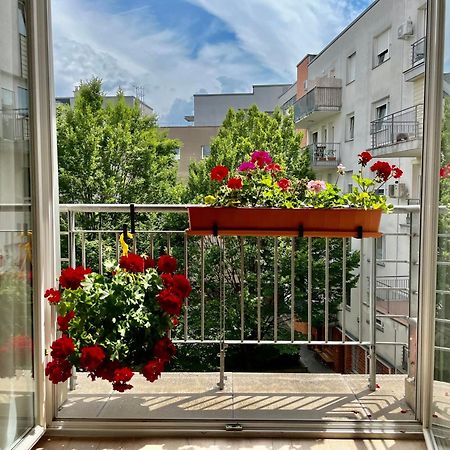 Feel Home Deluxe Corvin # Free Parking # Ac # Elevator Будапешт Экстерьер фото