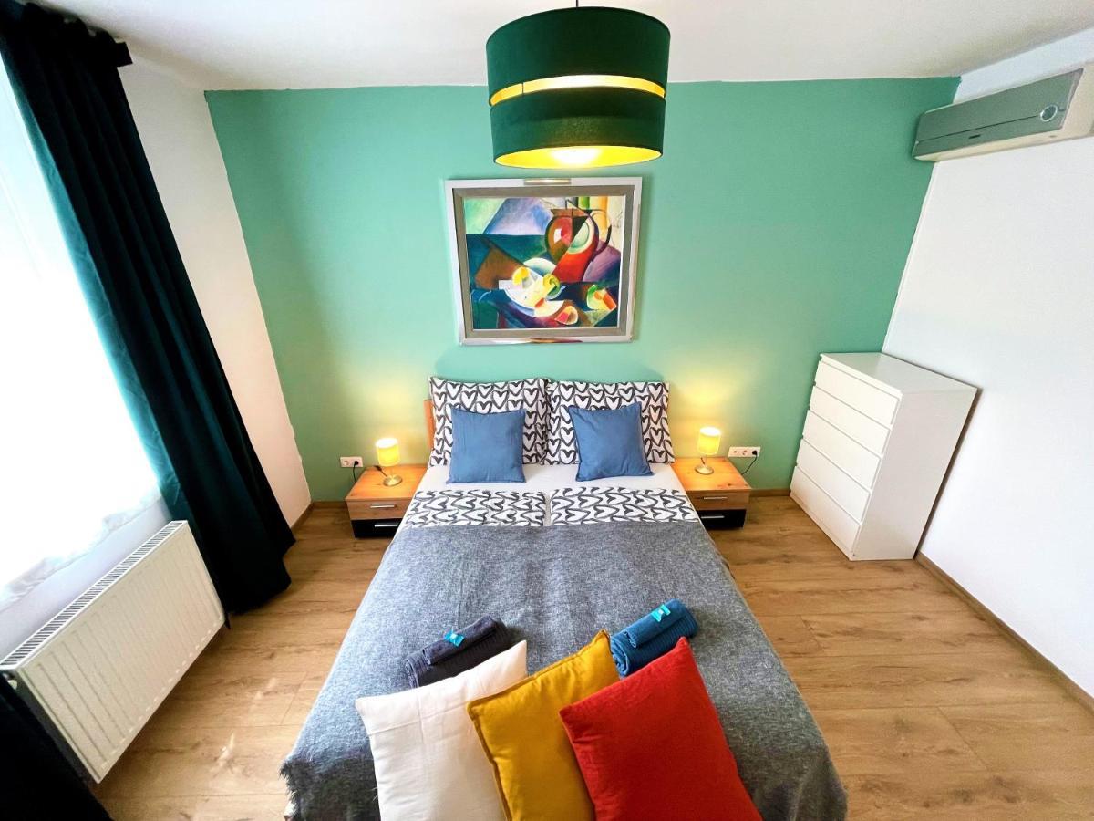 Feel Home Deluxe Corvin # Free Parking # Ac # Elevator Будапешт Экстерьер фото