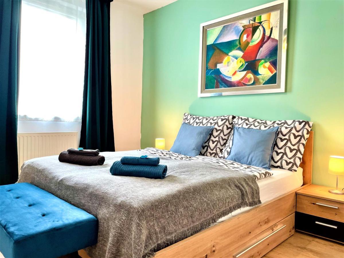 Feel Home Deluxe Corvin # Free Parking # Ac # Elevator Будапешт Экстерьер фото